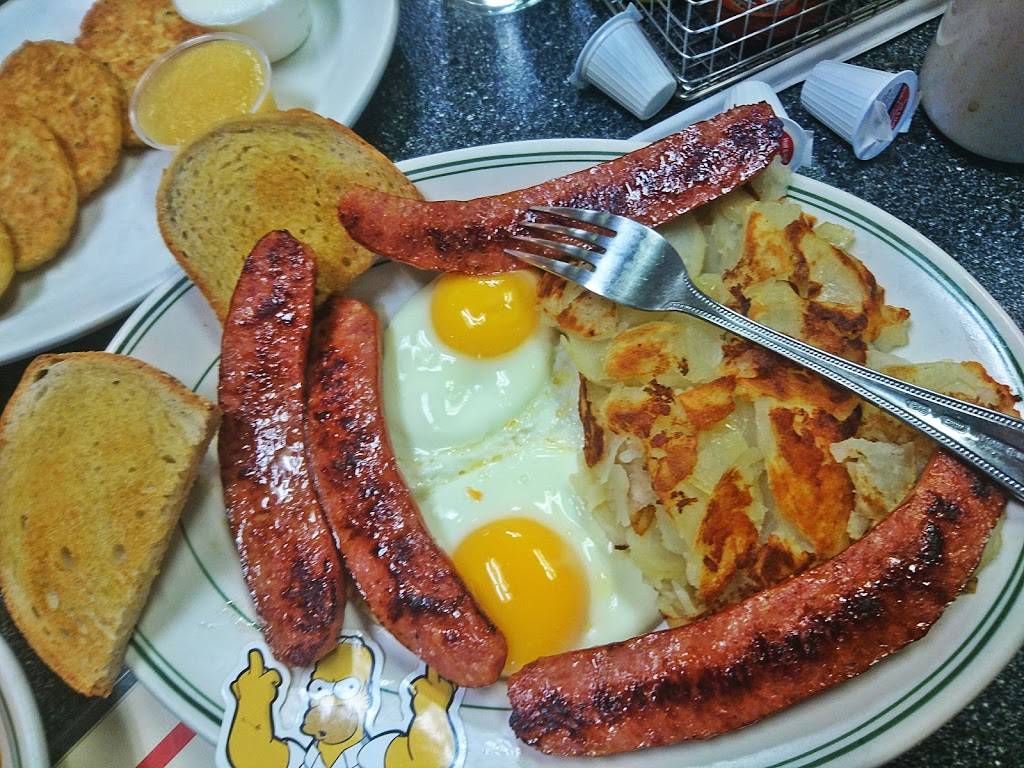 Markovskis Family Restaurant | restaurant | 25032 W Warren St, Dearborn Heights, MI 48127, USA | 3132748408 OR +1 313-274-8408