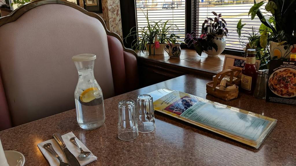 Le Petite Cafe | cafe | 1855 S Mannheim Rd, Westchester, IL 60154, USA | 7083444100 OR +1 708-344-4100