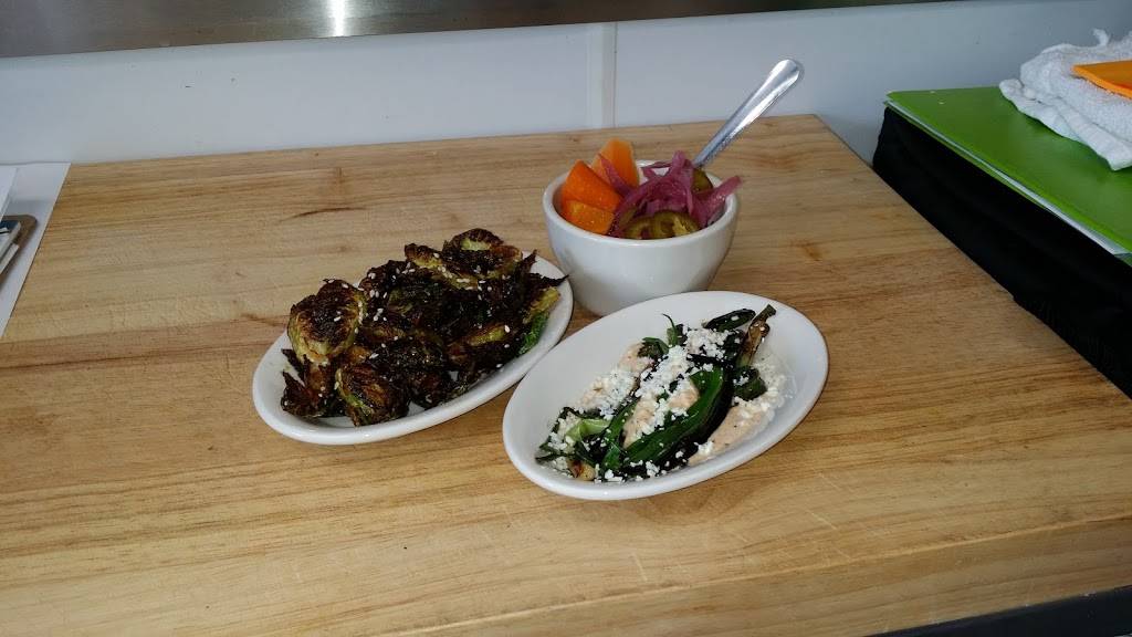 el Thrifty Social Club | restaurant | 25 Delano Drive, Greenville, SC 29601, USA | 8642322053 OR +1 864-232-2053