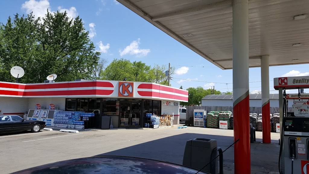 Circle K | cafe | 127 W Gallatin St, Vandalia, IL 62471, USA | 6182834118 OR +1 618-283-4118