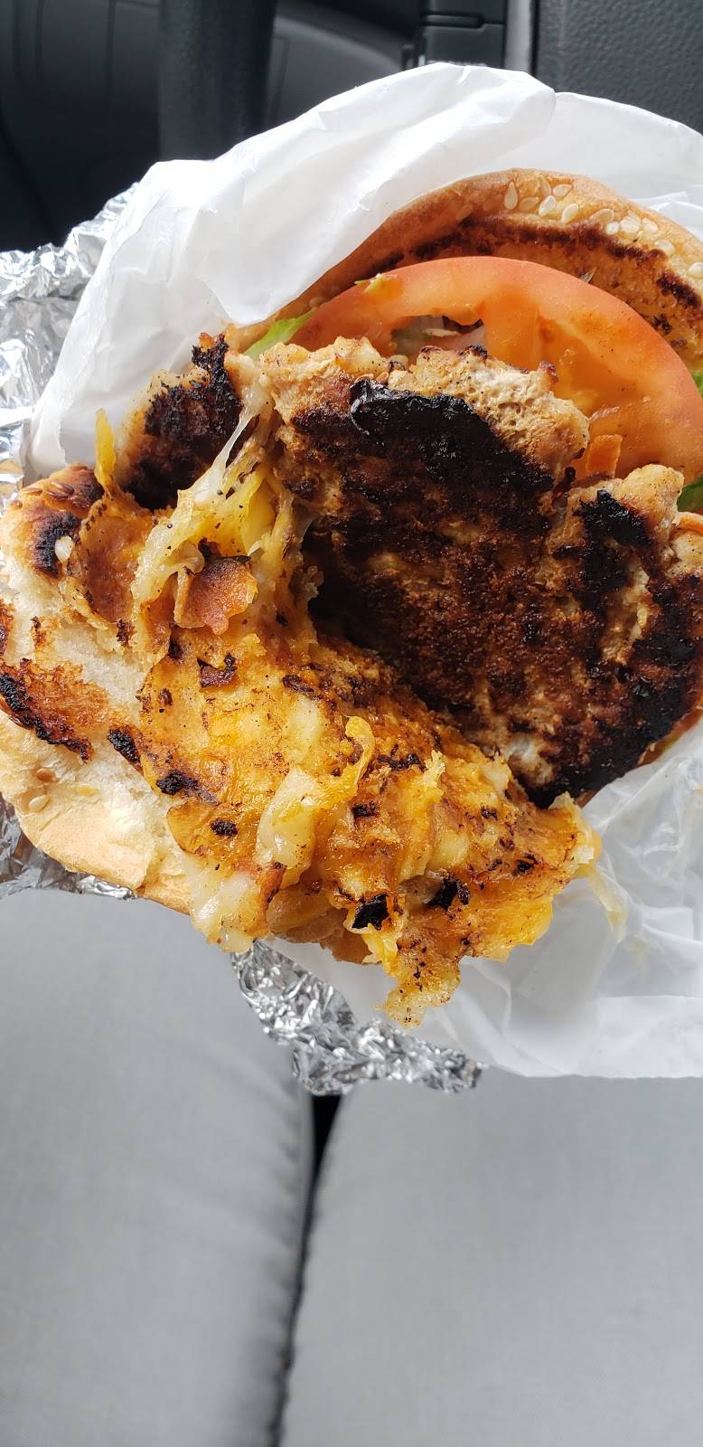 L Georges Coney Island | restaurant | 13635 W McNichols Rd, Detroit, MI 48235, USA | 3133426516 OR +1 313-342-6516