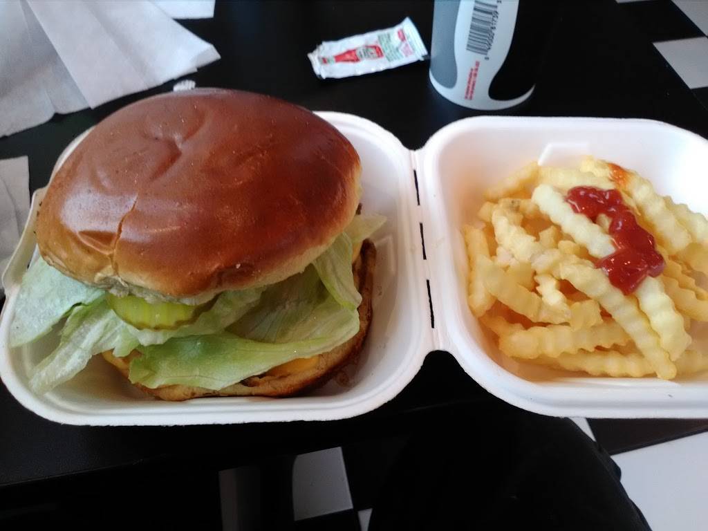 Jansons Drive-In | restaurant | 9900 S Western Ave, Chicago, IL 60643, USA | 7739416283 OR +1 773-941-6283