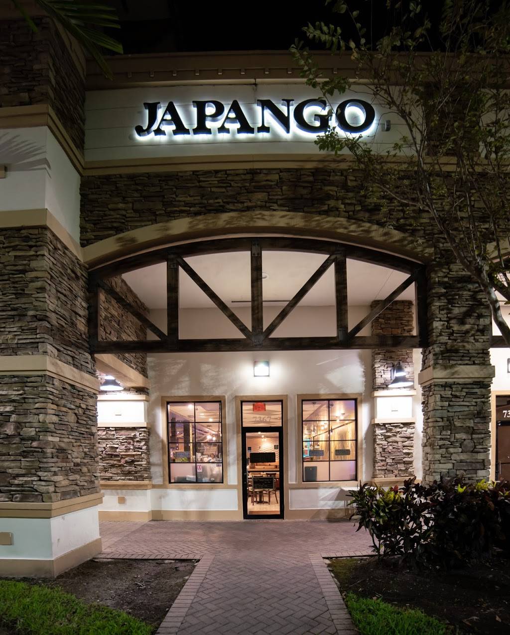 Japango | restaurant | 7367 FL-7, Parkland, FL 33073, USA | 9543454268 OR +1 954-345-4268