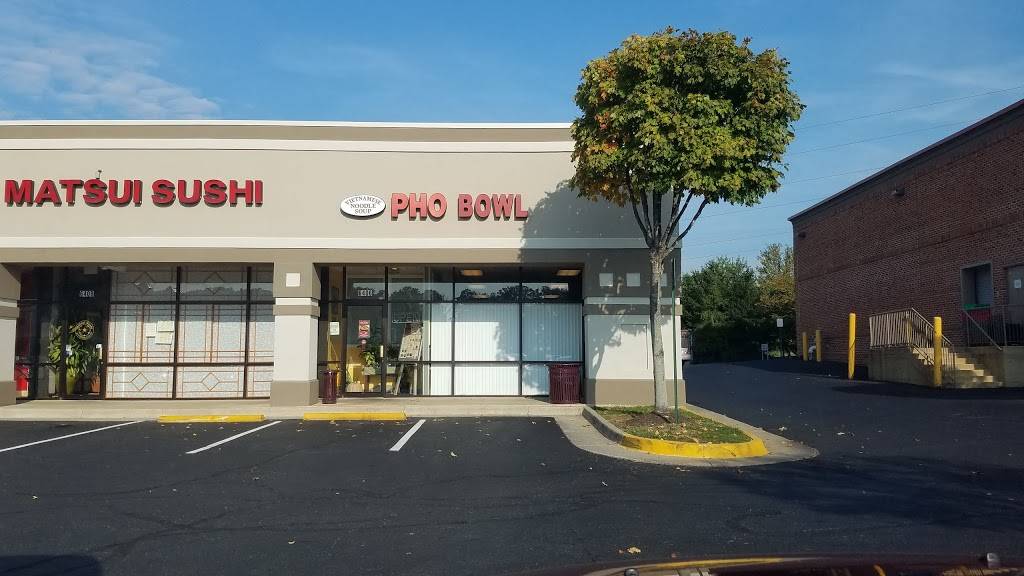 Pho Bowl | restaurant | 6406 Landsdowne Centre Dr, Alexandria, VA 22315, USA | 7033399101 OR +1 703-339-9101