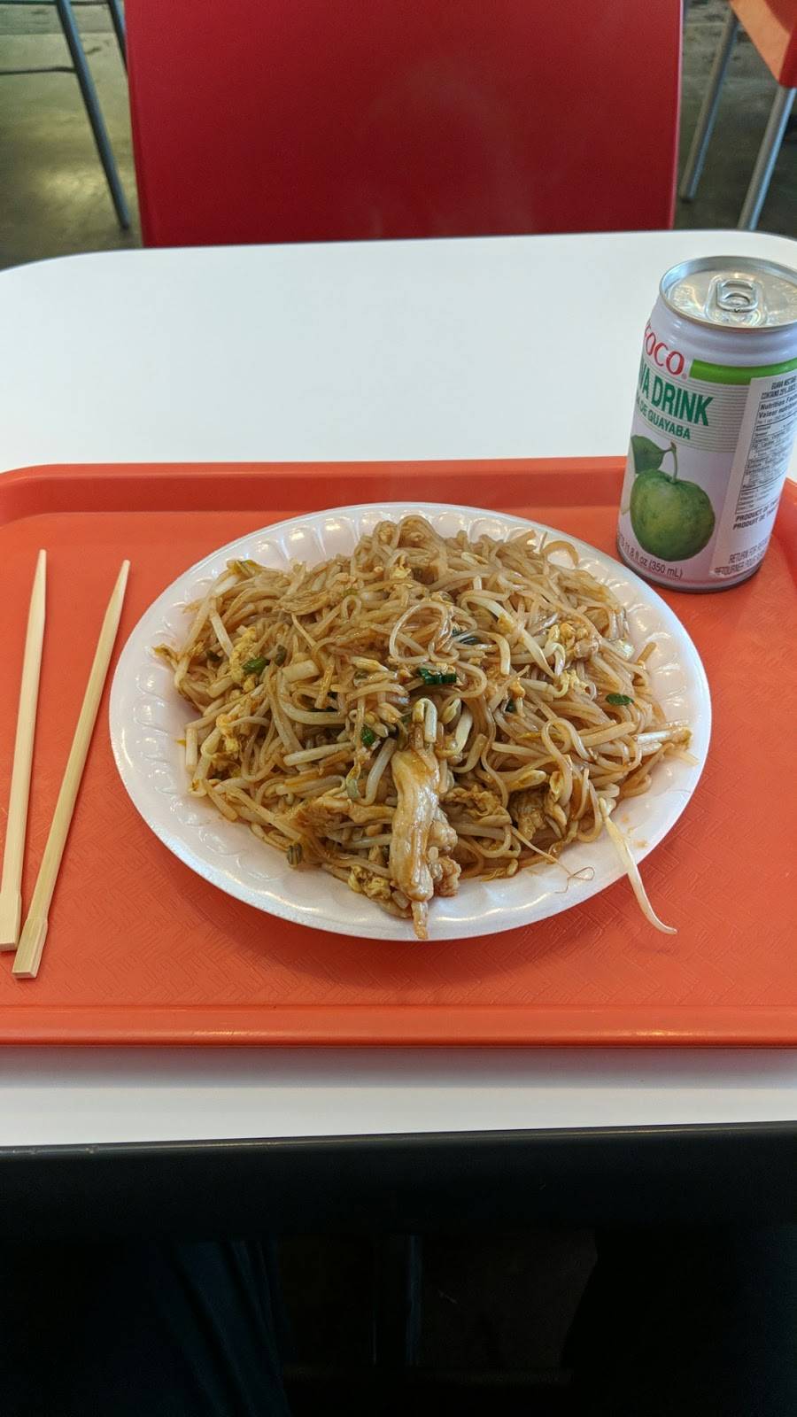 Thai Express | restaurant | 201 Boul du Curé-Labelle Edifice Desjardins, Sainte-Thérèse, QC J7E 2X6, Canada | 4504301221 OR +1 450-430-1221