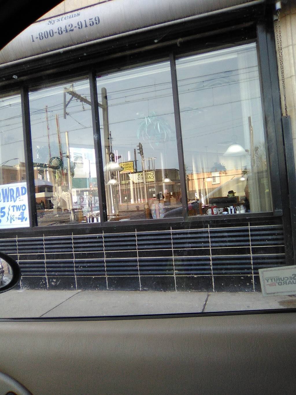 L & G Restaurant | restaurant | 2632 E 75th St, Chicago, IL 60649, USA | 7733743098 OR +1 773-374-3098