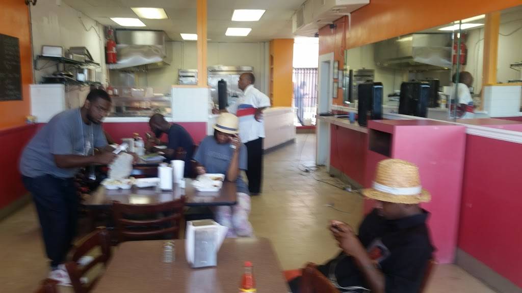 Sumthin Good | restaurant | 2017 Avenue F, Birmingham, AL 35218, USA | 2059008559 OR +1 205-900-8559