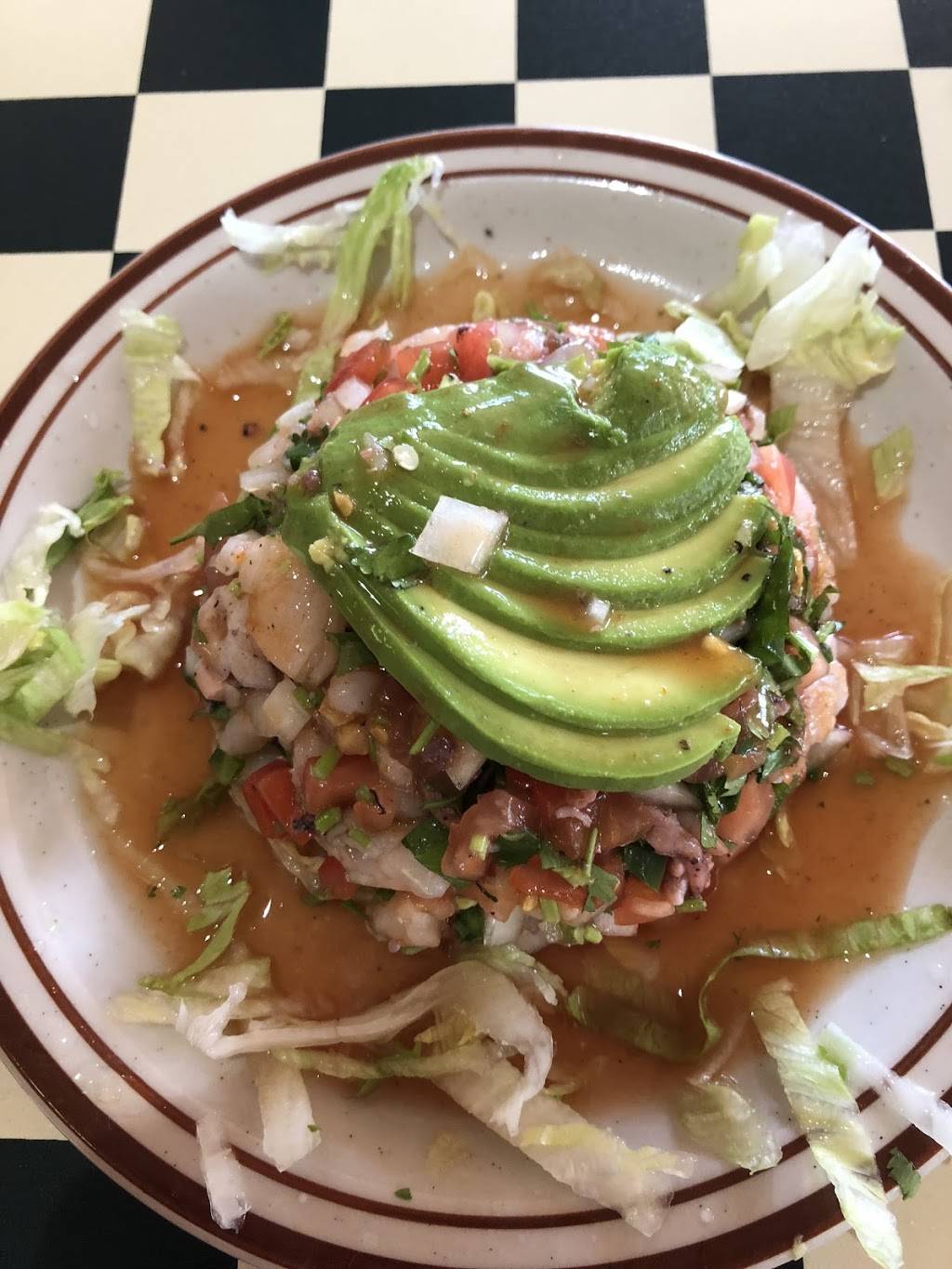 La Trinidad | restaurant | 2085 S Eastwood Dr, Woodstock, IL 60098, USA | 8153370652 OR +1 815-337-0652