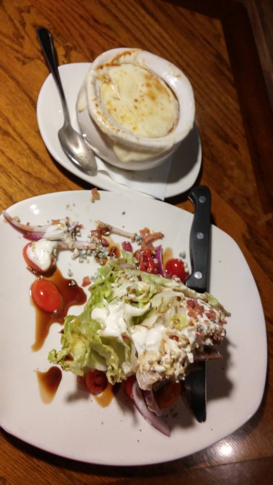 Outback Steakhouse | restaurant | 808 Interstate 45 N, Conroe, TX 77301, USA | 9367604329 OR +1 936-760-4329