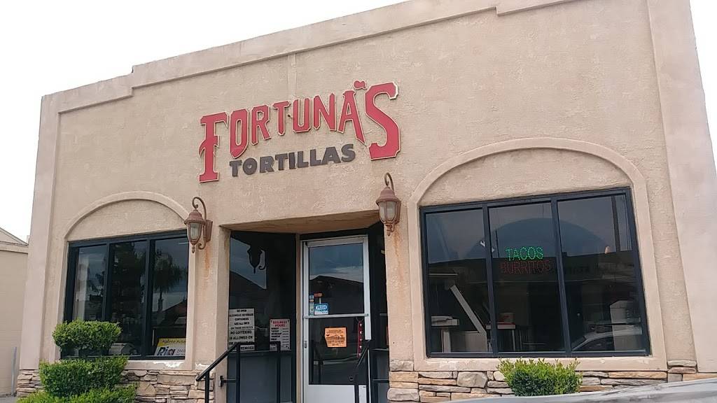 Fortunas Tortilla Factory | restaurant | 1425 C St, Livingston, CA 95334, USA | 2093943028 OR +1 209-394-3028
