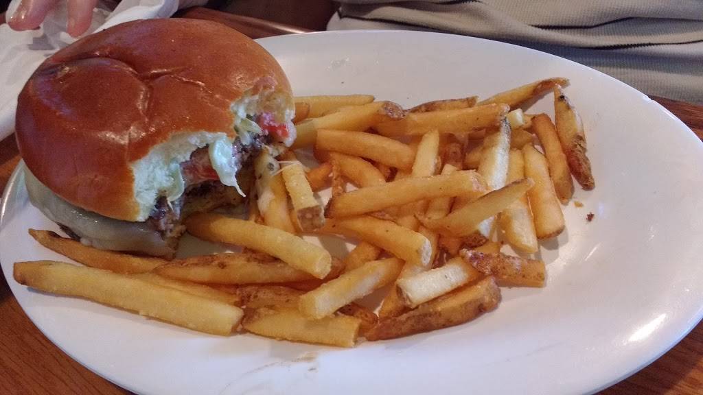 Beef O Bradys | restaurant | 12749 IN-23, Granger, IN 46530, USA | 5742711415 OR +1 574-271-1415