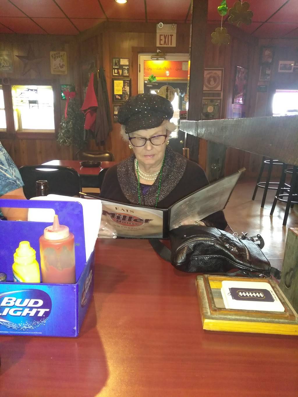 Miller House Pub & Cafe | restaurant | 110 E Peters Ave, Owensville, MO 65066, USA | 5734378719 OR +1 573-437-8719