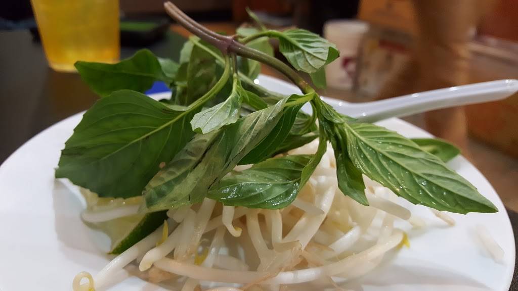 Phamous Cafe | restaurant | 7127 Hollister Ave # 25, Goleta, CA 93117, USA | 8058459881 OR +1 805-845-9881