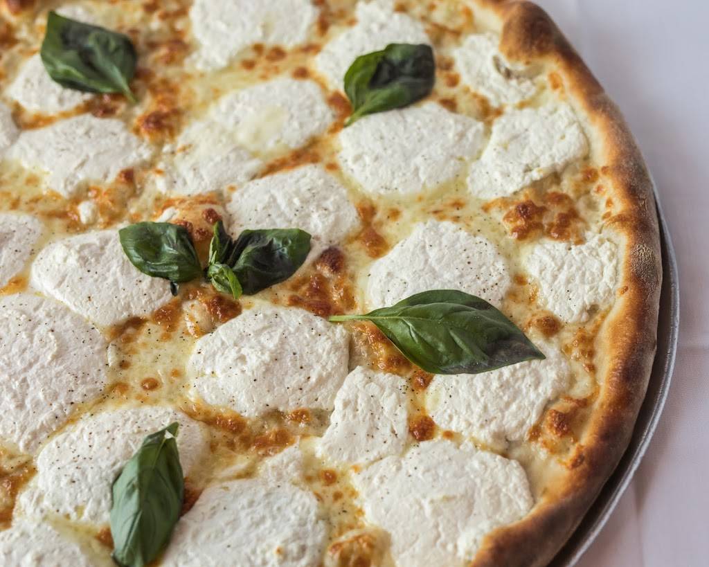 Umbertos of Oyster Bay | meal takeaway | 25 E Main St, Oyster Bay, NY 11771, USA | 5169220434 OR +1 516-922-0434