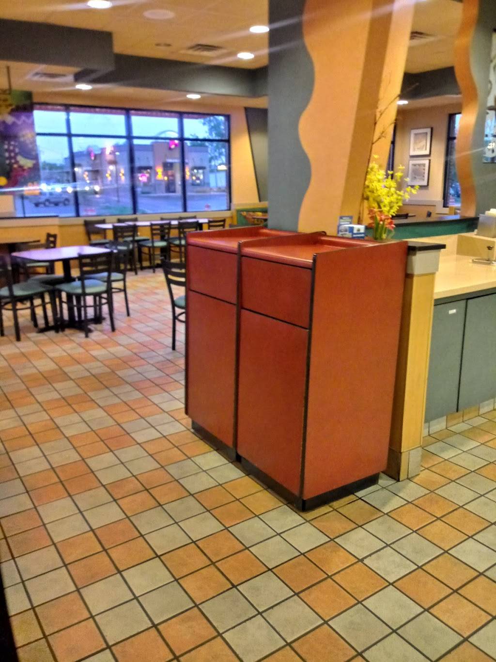 Tuckers Hamburgers | restaurant | 444 W Johnson St, Fond du Lac, WI 54935, USA | 9209221200 OR +1 920-922-1200