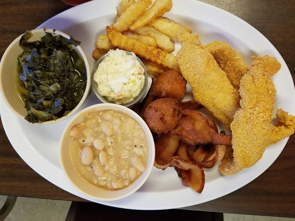 Joes BBQ & Diner | restaurant | 19190 W Main St, Huntingdon, TN 38344, USA | 7315353377 OR +1 731-535-3377