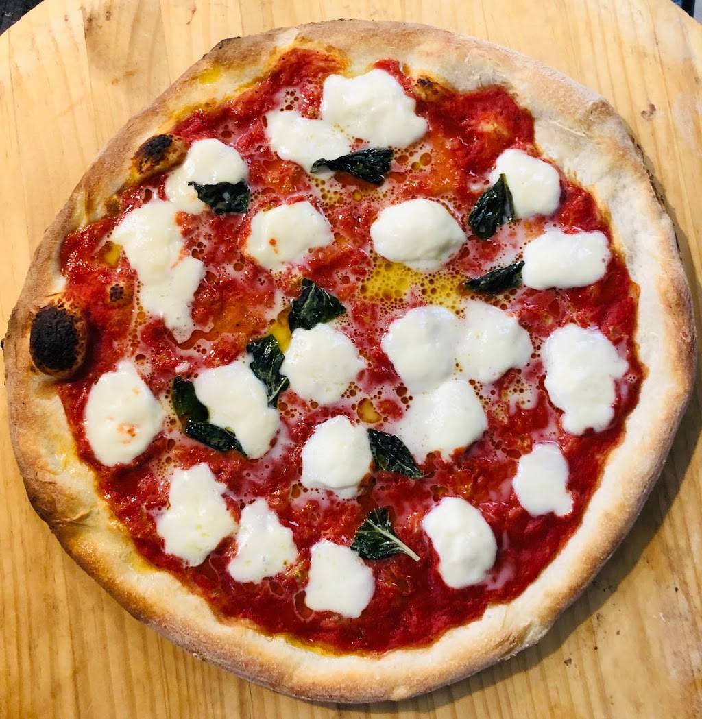 Italian Delight | restaurant | 490 Bow Creek Rd, Grantville, PA 17028, USA | 7174692800 OR +1 717-469-2800