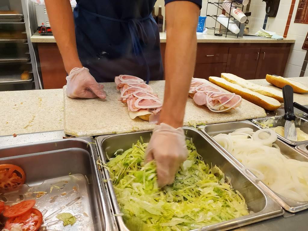 Jersey Mikes Subs | meal takeaway | 2424 S Croatan Hwy Unit C, Nags Head, NC 27959, USA | 2524411956 OR +1 252-441-1956