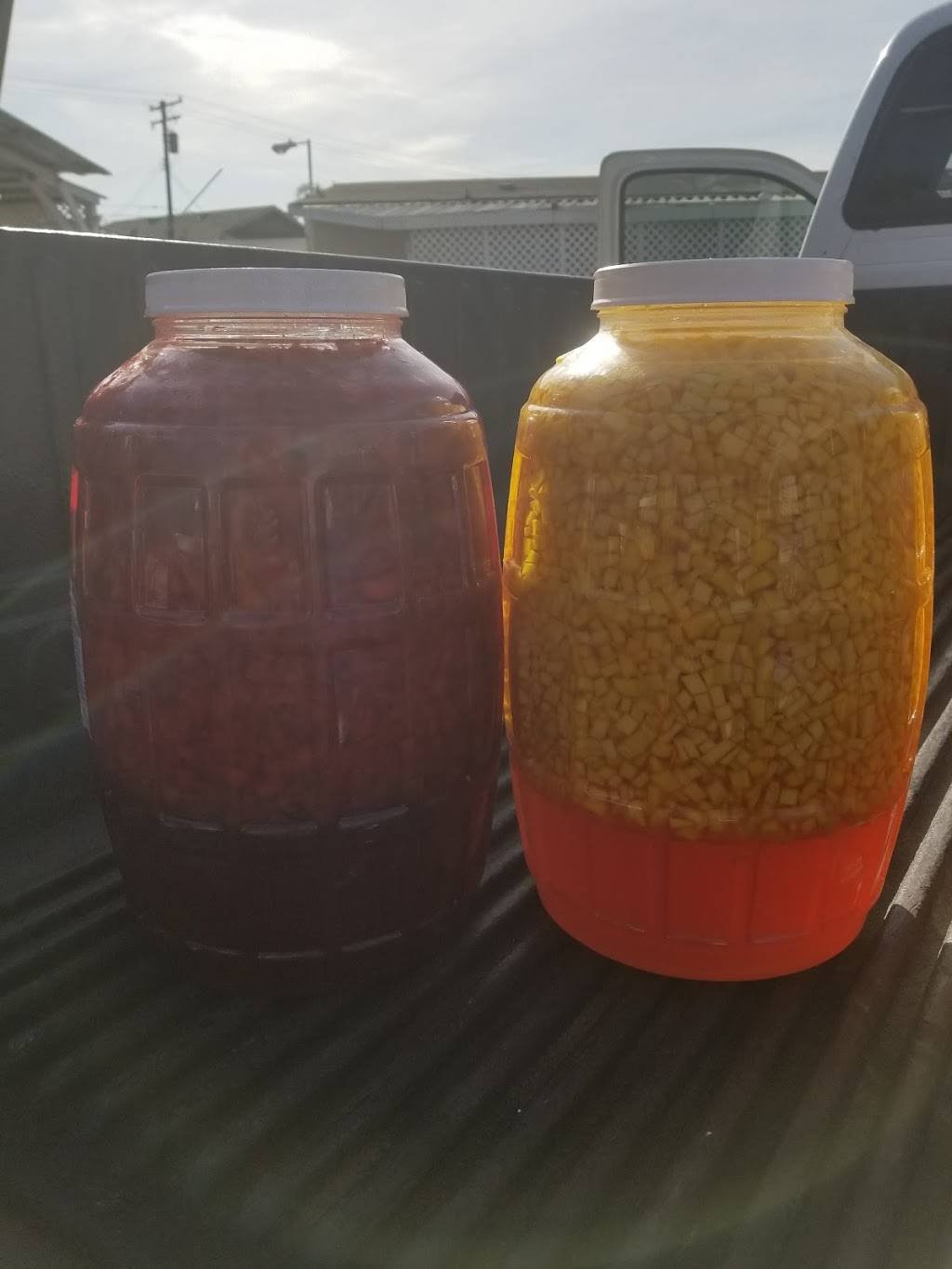 Sandys Raspados and Hotdogs | restaurant | 1900 W Monta Vista Ave, Santa Ana, CA 92704, USA | 7146057537 OR +1 714-605-7537