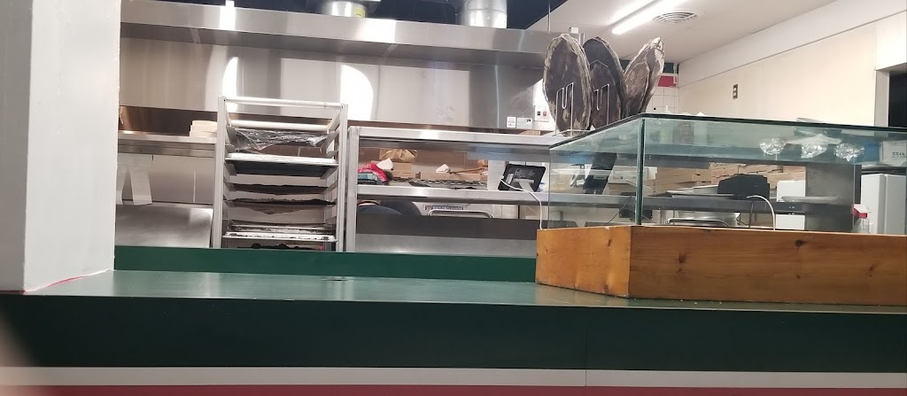 New York Pizza Depot | restaurant | 8023 Grand River Ave, Brighton, MI 48114, USA | 8102259647 OR +1 810-225-9647