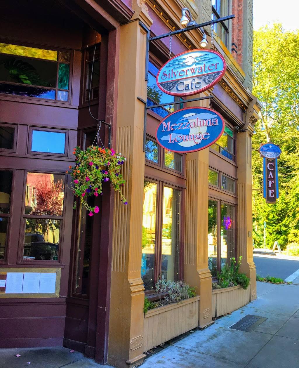 Silverwater Cafe | restaurant | 237 Taylor St, Port Townsend, WA 98368, USA | 3603856448 OR +1 360-385-6448