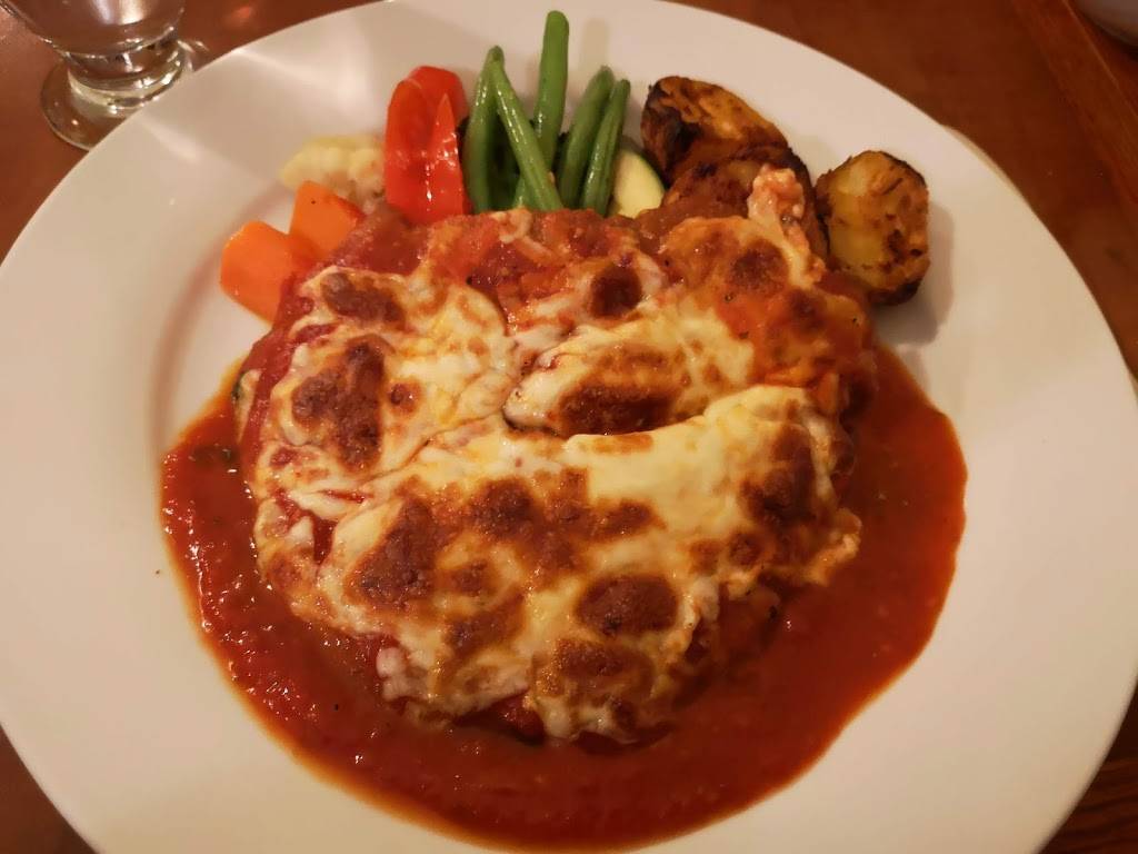 Andiamo Pasta Plus | restaurant | 135 Queen St S, Mississauga, ON L5M 1K9, Canada | 9058264904 OR +1 905-826-4904