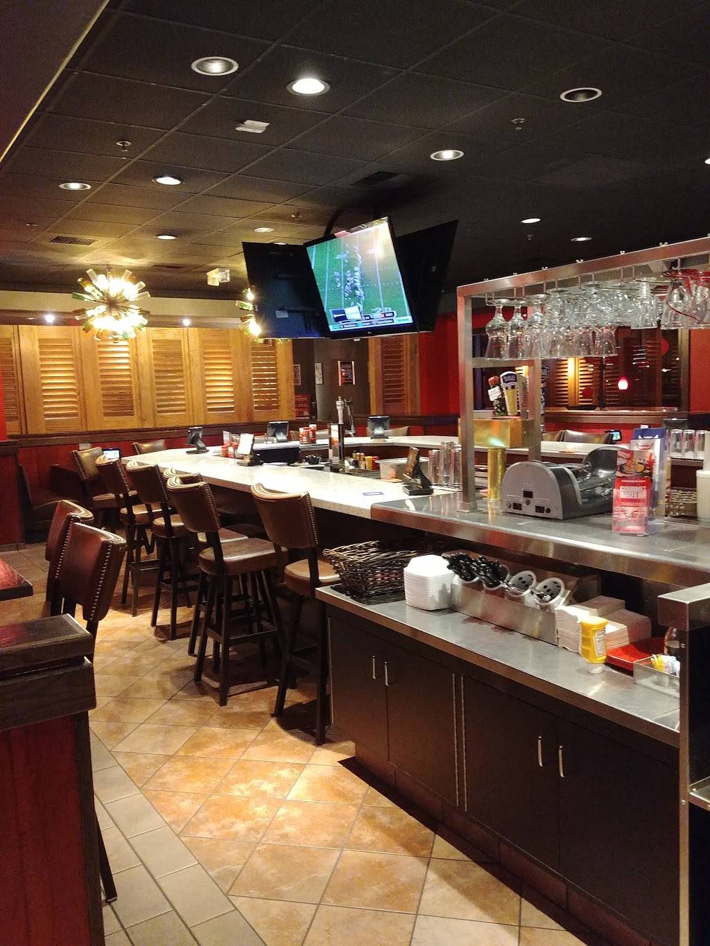 Red Robin Gourmet Burgers and Brews | restaurant | 8970 E Shea Blvd, Scottsdale, AZ 85260, USA | 4806617114 OR +1 480-661-7114