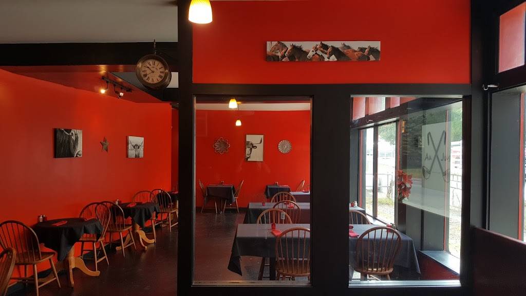 Au Jus | restaurant | 131 Main St, Windsor, VT 05089, USA | 8026744638 OR +1 802-674-4638