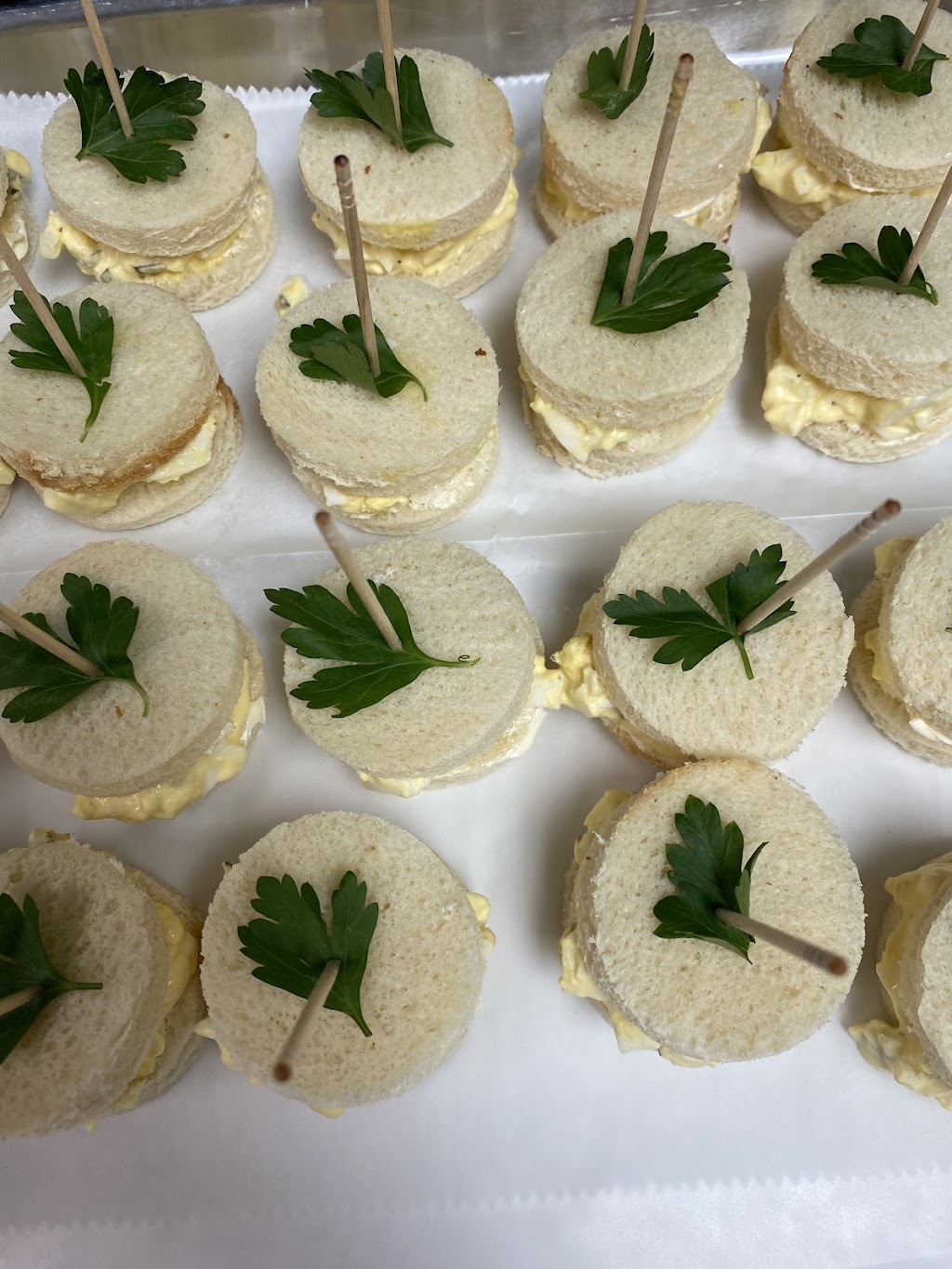 Golden Rose Tea Room | restaurant | 3314 Olsen Blvd Suite B, Amarillo, TX 79109, USA | 8068031450 OR +1 806-803-1450