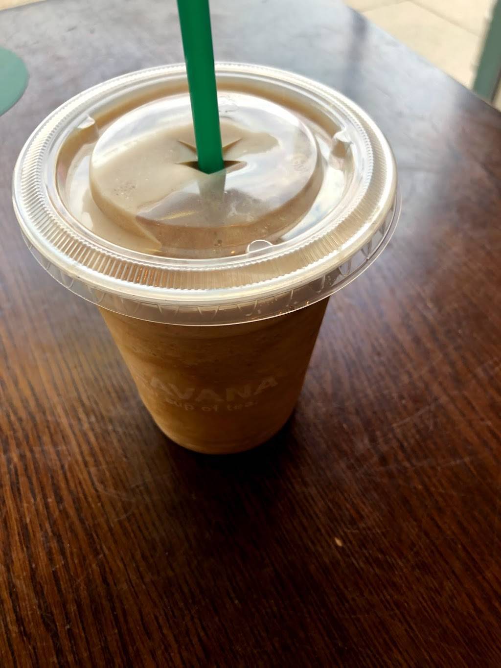 Starbucks | cafe | 3358 N Broadway, Chicago, IL 60657, USA | 7735280343 OR +1 773-528-0343