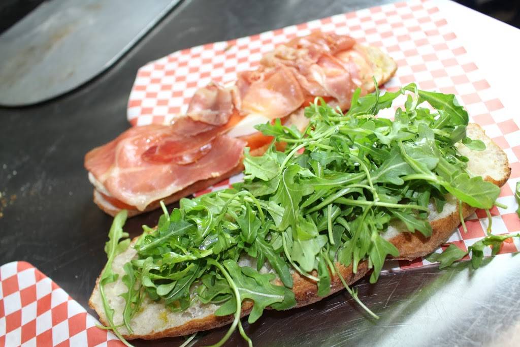 Mazza Pizzeria | restaurant | 4261 NW 107th Ave, Doral, FL 33178, USA | 7866372829 OR +1 786-637-2829