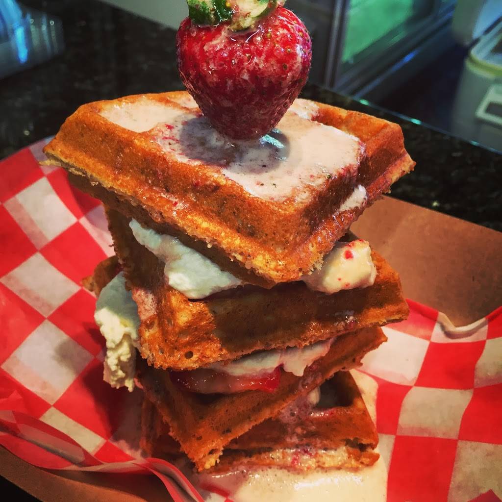 Bedrock Eats and Sweets | restaurant | 327 S Main St, Memphis, TN 38103, USA | 9015125374 OR +1 901-512-5374