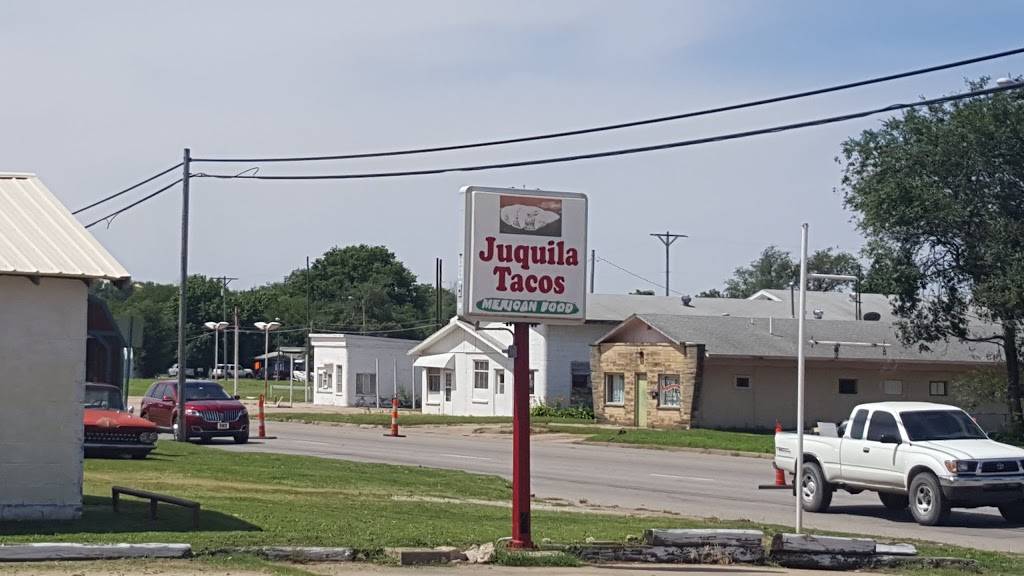 Juquila Tacos | restaurant | 1400 S Summit St, Arkansas City, KS 67005, USA | 6205068250 OR +1 620-506-8250