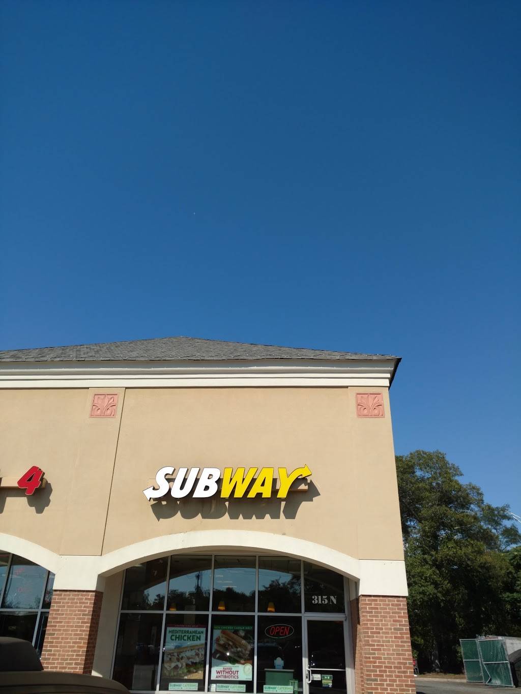 Subway Restaurants | restaurant | 315 Main St, Holbrook, NY 11741, USA | 6312857700 OR +1 631-285-7700