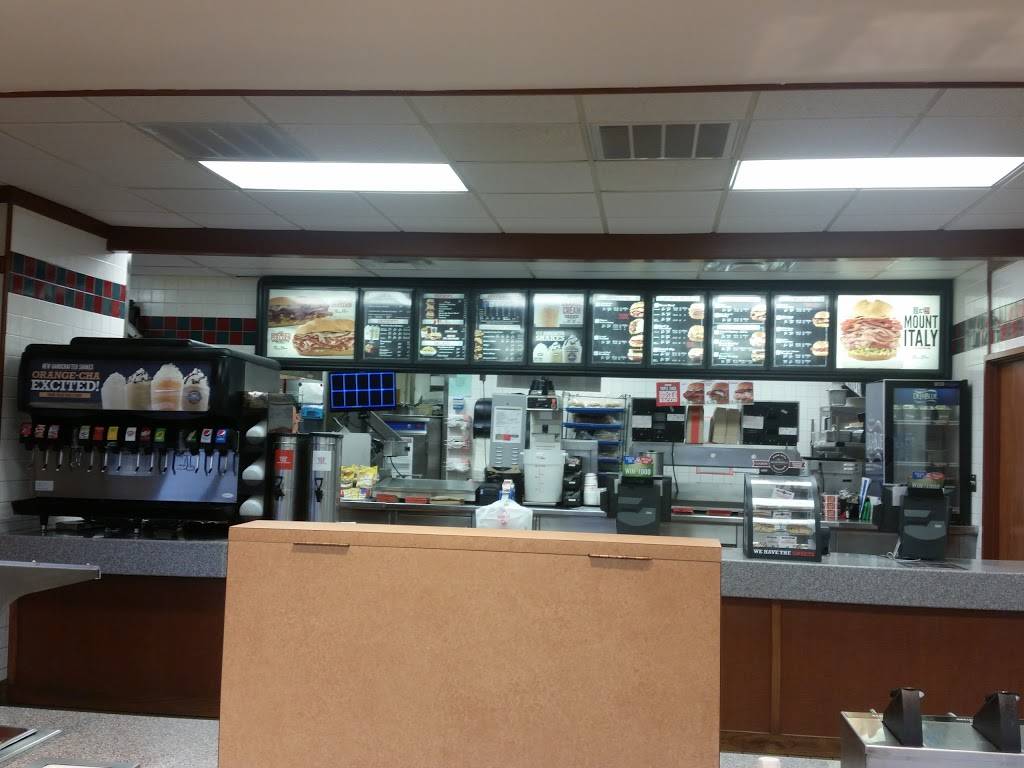 Arbys | meal takeaway | 910 E 30th Ave, Hutchinson, KS 67501, USA | 6206690180 OR +1 620-669-0180