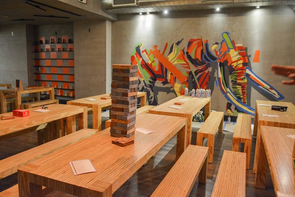 Clinton Hall | restaurant | 6571, 230 E 51st St, New York, NY 10022, USA | 2127588519 OR +1 212-758-8519