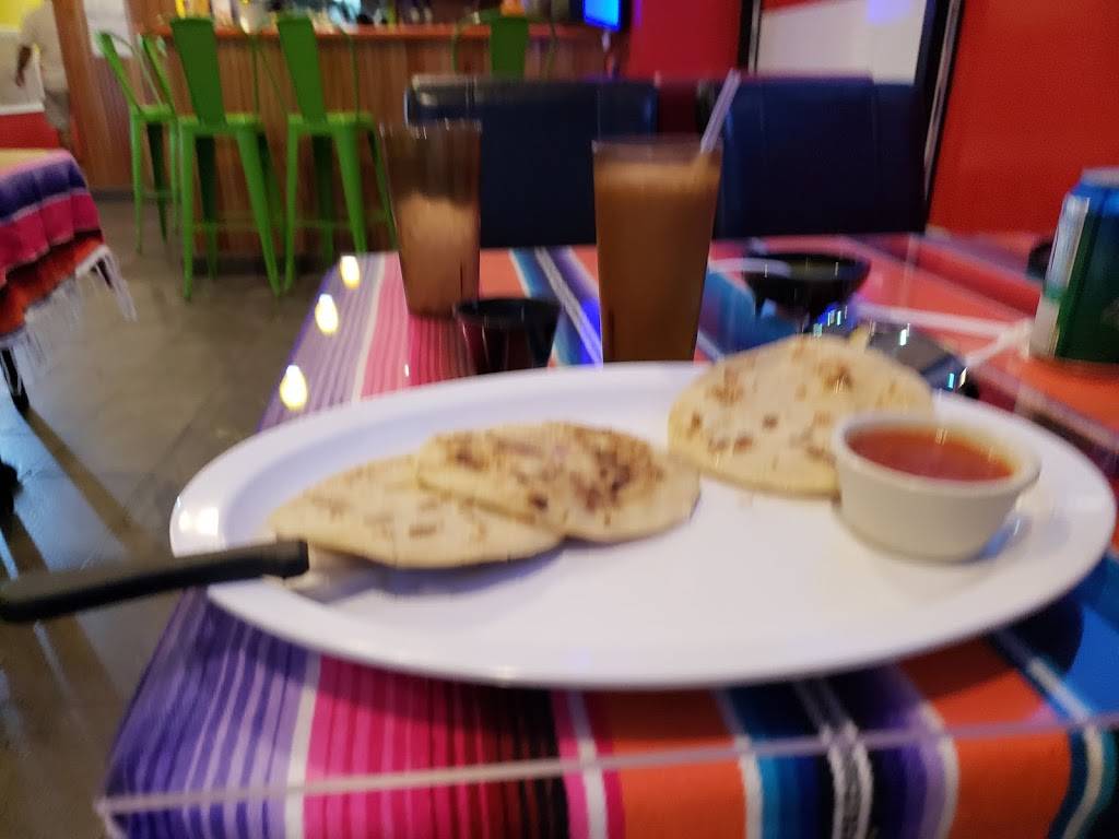 El Nopal | restaurant | 263-B Post Ave, Westbury, NY 11590, USA | 5167439900 OR +1 516-743-9900