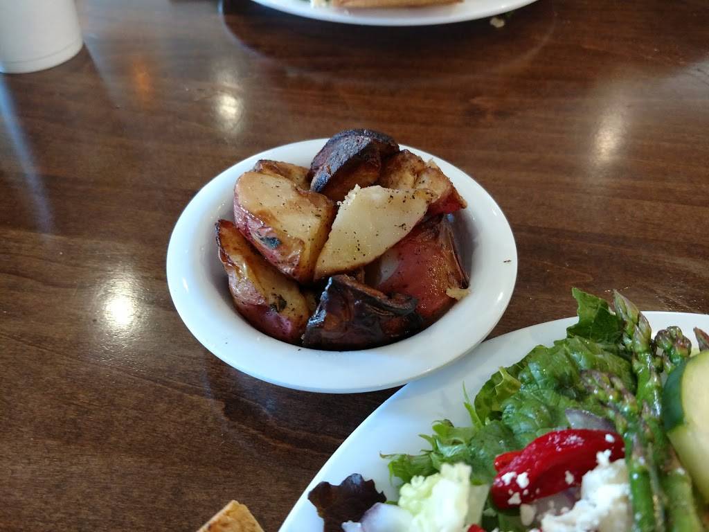 Tazikis Mediterranean Cafe | restaurant | 45 W Mitchell Hammock Rd Suite 1311, Oviedo, FL 32765, USA | 4075424860 OR +1 407-542-4860