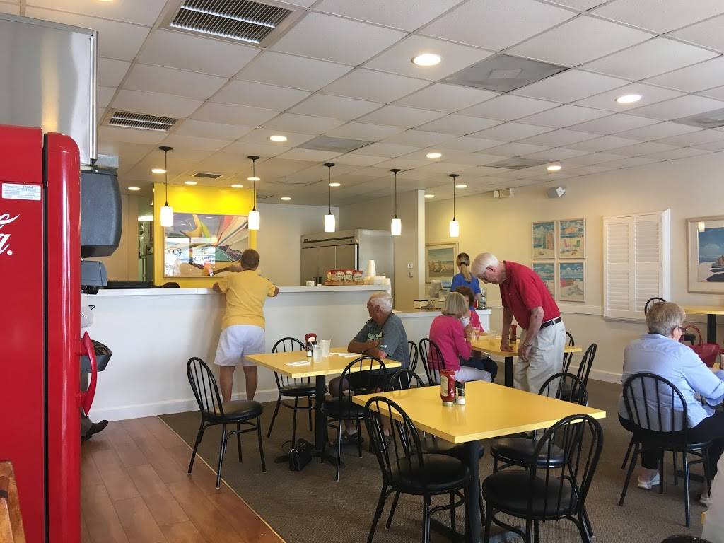 Fairmount Cafe | restaurant | 3750 US Highway 27 N, Sebring, FL 33870, USA | 8633824600 OR +1 863-382-4600