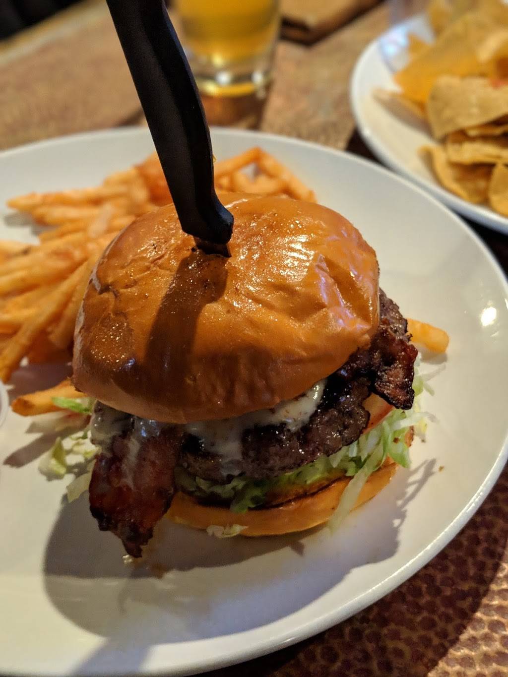 Cardiff Beach Bar @ Tower 13 | restaurant | 2633 S Coast Hwy 101, Cardiff, CA 92007, USA | 7606351200 OR +1 760-635-1200