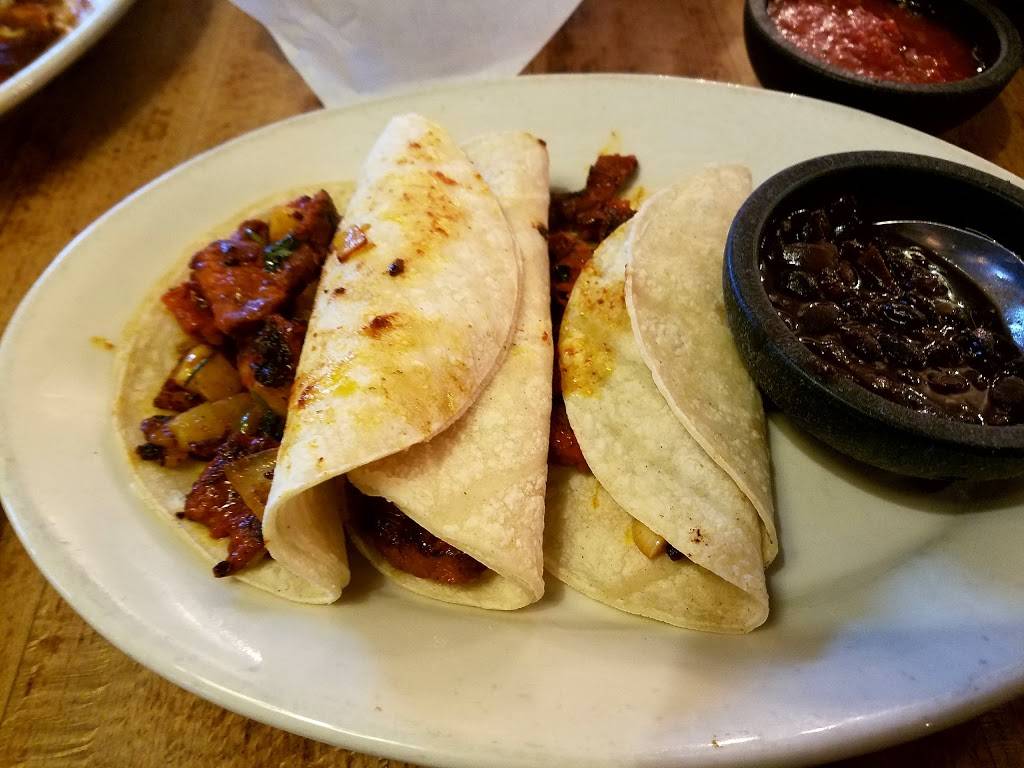 Maudies Hacienda | restaurant | 9911 Brodie Ln #900, Austin, TX 78748, USA | 5122808700 OR +1 512-280-8700