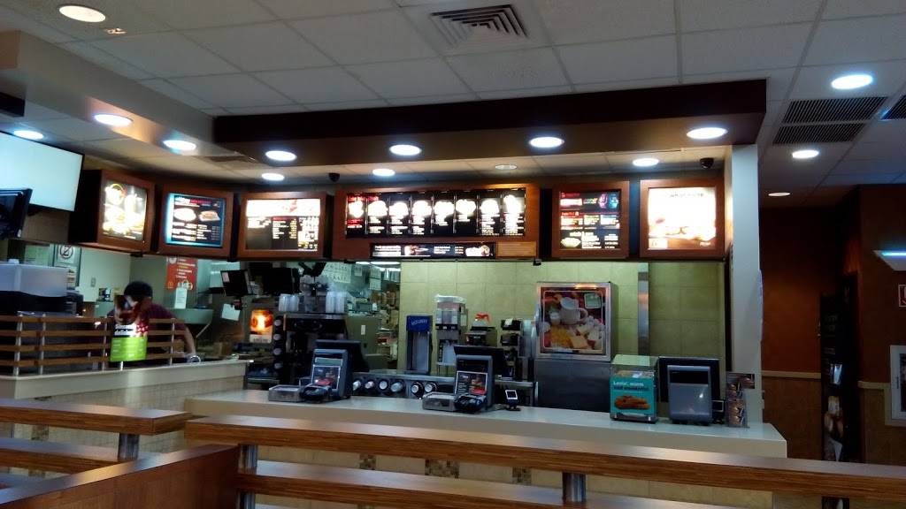 McDonalds | cafe | 11200 FL-84, Davie, FL 33325, USA | 9544751532 OR +1 954-475-1532