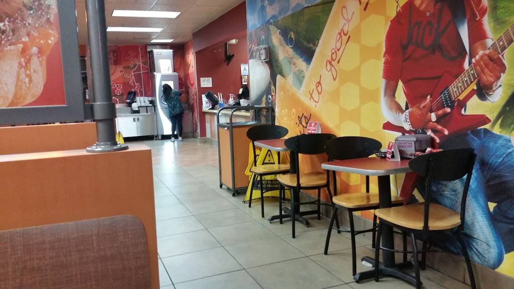 Jack in the Box | restaurant | 3910 Sierra Ave, Fontana, CA 92336, USA | 9094290170 OR +1 909-429-0170