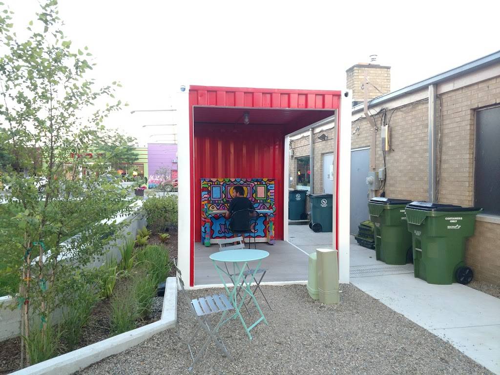 Sonic Drive-In | restaurant | 305 W Eleven Mile Rd, Royal Oak, MI 48067, USA | 2485565872 OR +1 248-556-5872