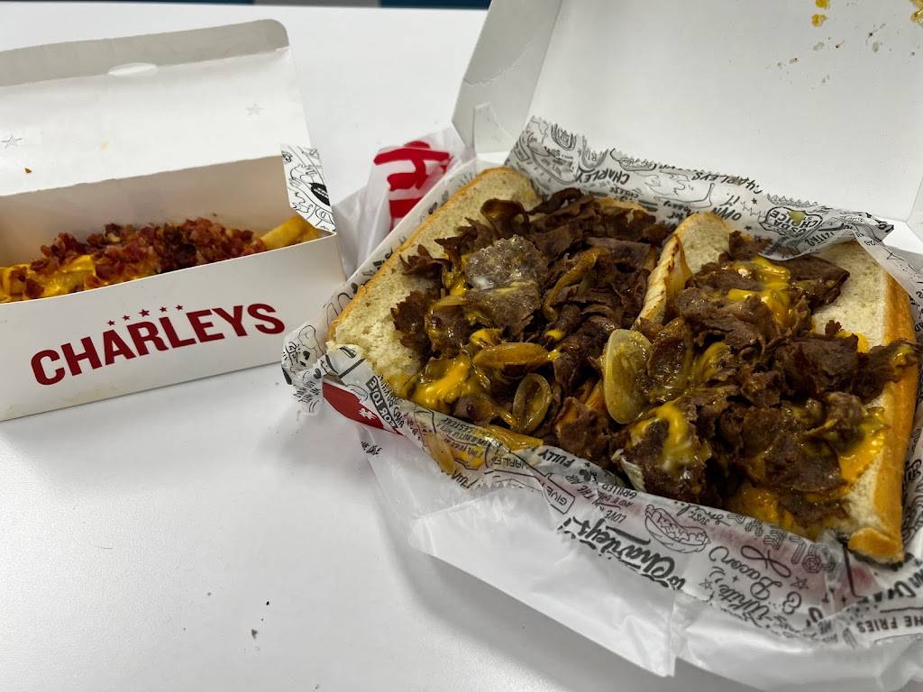 Charleys Cheesesteaks and Wings | restaurant | 4001 SE Federal Hwy, Stuart, FL 34997, USA | 7726786411 OR +1 772-678-6411