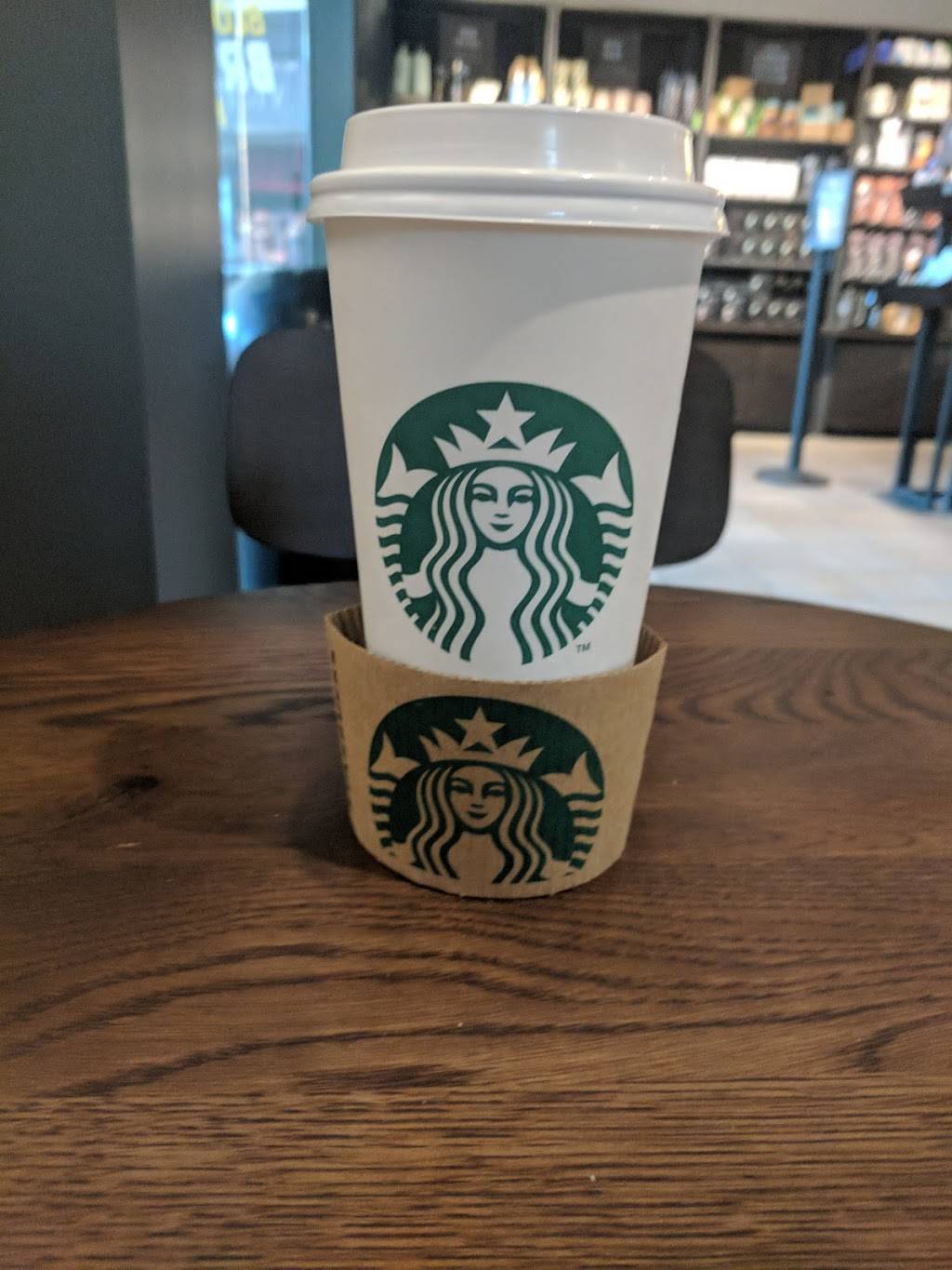 Starbucks | cafe | 2004 Tamiami Trail N, Naples, FL 34102, USA | 2392614398 OR +1 239-261-4398