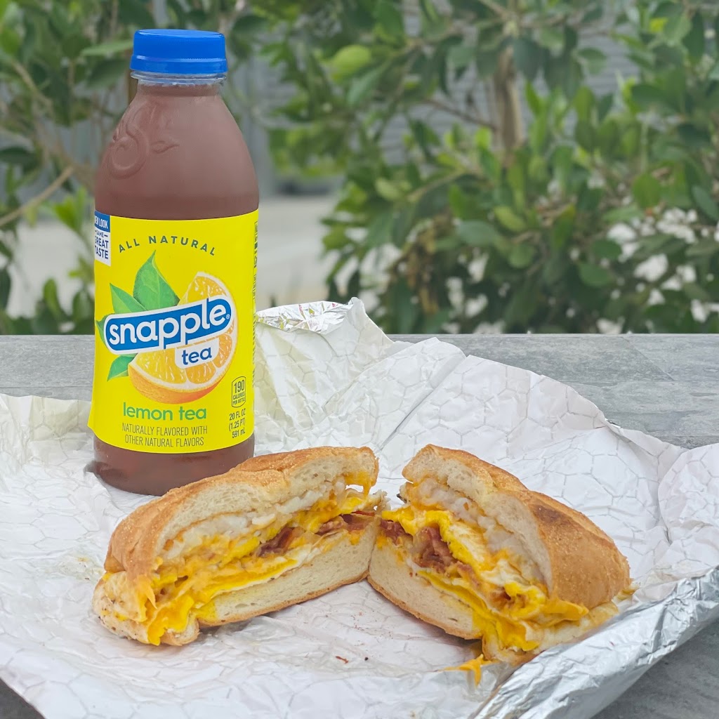 Bodega Brothers | restaurant | 2707 Boston Ave, San Diego, CA 92113, USA | 6194550087 OR +1 619-455-0087