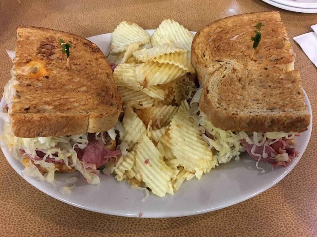 Jasons Deli | restaurant | 7505 Leesburg Pike, Falls Church, VA 22043, USA | 7034485514 OR +1 703-448-5514