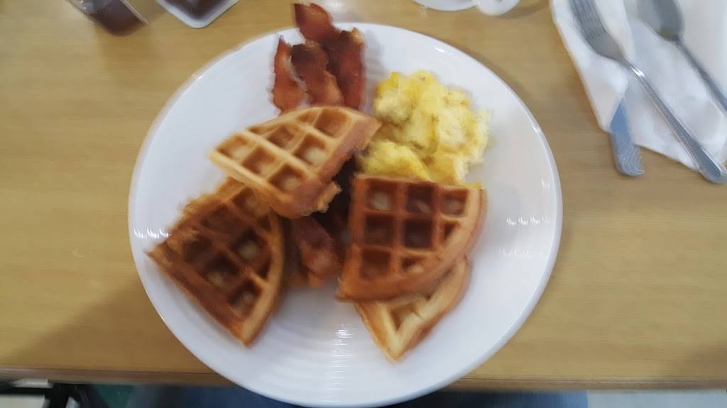 Small Town Diner | restaurant | 719 S Main St, Mt Pleasant, TN 38474, USA | 9313790047 OR +1 931-379-0047