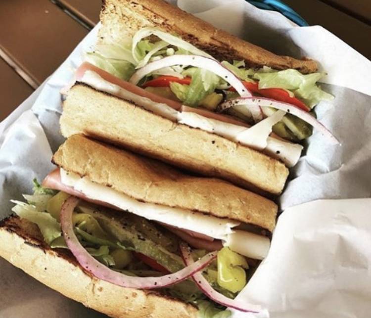 Deli Delicious | restaurant | 760 W Shaw Ave #109, Fresno, CA 93704, USA | 5594440231 OR +1 559-444-0231